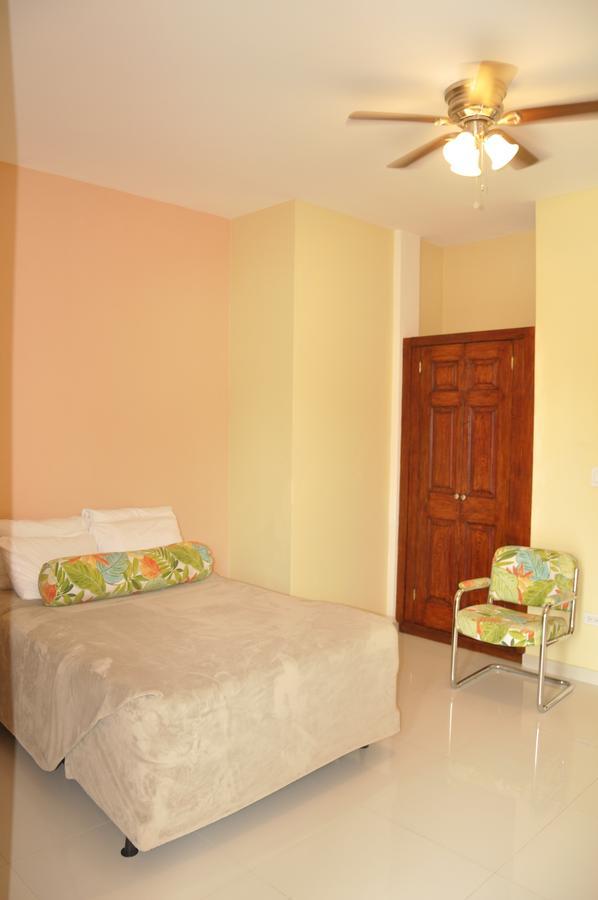 Sams Hotel Port-au-Prince Eksteriør bilde